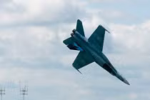 Mỹ tiếp tục gặp xui, tiêm kích F/A-18 tan xác trên biển