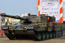 Soi dàn tăng-thiết giáp “khủng” Indonesia mới nhận