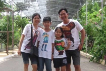 Thỏa thích uống KUN, tắm biển thật đã