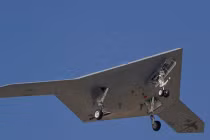 Mỹ tham vọng có UAV khôn hơn, nguy hiểm hơn