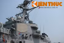 Lên thăm siêu hạm Aegis Mỹ ở Tiên Sa, Đà Nẵng