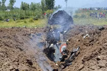 Kinh hoàng hiện trường chiếc MiG-21 Ấn Độ gặp nạn