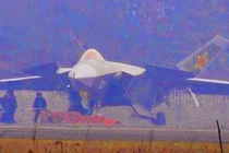 Tiêm kích J-20 mới của Trung Quốc “lột xác”
