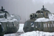 Thăm quan nghĩa địa trực thăng Mi-8 ở Nga