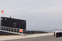 Cái Tết đầu tiên của tàu ngầm HQ-182 Hà Nội