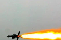 Xem “nỏ liên châu” S-125-2TM Việt Nam xé toạc bầu trời