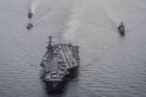 Chiến hạm Mỹ-Malaysia dàn quân tập trận trên Biển Đông