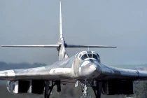 “Nga nên hợp tác với Trung Quốc phát triển oanh tạc cơ”