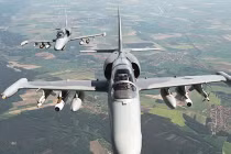 Công ty Mỹ mua máy bay Czech để huấn luyện không chiến