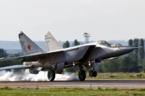 MiG-25PU: “lớp học” siêu tốc đào tạo phi công Nga