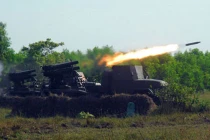 Việt Nam chế thiết bị kiểm tra giàn phóng pháo BM-14