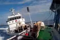 Ảnh diễn biến tàu Trung Quốc đâm tàu Việt Nam ở giàn khoan trái phép