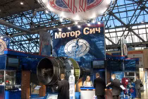 Ukraine cấm vận xuất khẩu vũ khí sang Nga