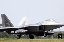 Cận cảnh siêu tiêm kích F-22 hiện diện ở Đông Nam Á