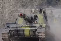 Xem xe tăng, đại bác Ukraine phô diễn sức mạnh