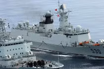 "Mổ xẻ" tàu tiếp vận khổng lồ Trung Quốc điều tới Biển Đông