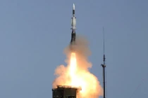 SAM P/T: tên lửa mạnh gần bằng S-300 mà Singapore mua