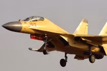 Mẫu thử mới “Su-30 nhái” - J-16 TQ có gì “hot“? 
