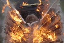 "Tròn mắt" xem đặc nhiệm Belarus khoe công lực