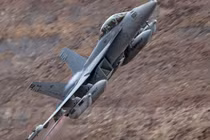 Soi vũ khí khiến siêu hạm Type 052C/D TQ chết khiếp