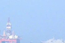 Trung Quốc tăng số tàu chiến ở khu vực giàn khoan trái phép