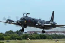 Vẻ kỳ lạ của sát thủ săn ngầm Il-38N Nga