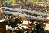 Ấn Độ bác tin Việt Nam muốn có siêu tên lửa BrahMos