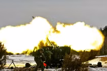 Kinh hoàng sức mạnh của vua pháo kéo Nga 2A65 Msta-B