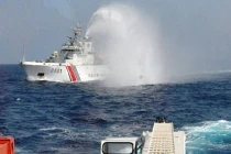 Tàu Trung Quốc lại có hành động “lạ” ở khu vực giàn khoan