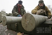 Quân đội Ukraine tích đạn túc trực bảo vệ Donetsk