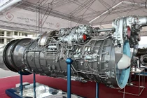 Trung Quốc mua thêm 100 động cơ phản lực từ Nga