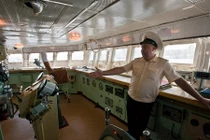 Sự thú vị bên trong siêu hạm Varyag của Nga