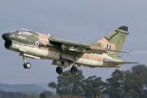 Máy bay chiến đấu A-7 chính thức rời khỏi bầu trời