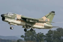 Máy bay chiến đấu A-7 chính thức rời khỏi bầu trời