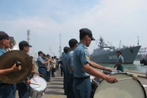 Tàu chiến Gepard 3.9 Việt Nam thăm Indonesia 