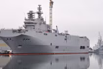 Lộ ảnh tàu đổ bộ Mistral thứ 2 Pháp đóng cho Nga