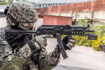 Tận mục uy lực súng tiểu liên Vityaz-SN Nga
