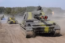 Hình ảnh oai hùng, dũng mãnh của quân đội Ukraine
