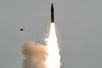 Trung Quốc "lén lút" thử tên lửa đạn đạo mới tinh