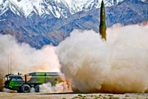 Tên lửa đạn đạo DF-16 Trung Quốc đáng ngại cỡ nào?