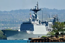 Bất ngờ sức mạnh tàu chiến Hàn Quốc thăm Việt Nam
