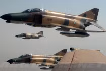 Khám phá tiêm kích F-4 Iran triển khai đánh IS