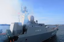 Tàu chiến Việt Nam thăm chính thức Brunei