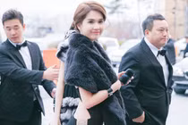 Tạo "scandal tình yêu" để được nổi tiếng trong showbiz Việt