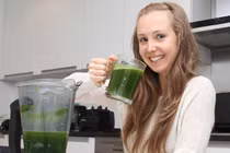 Bí quyết trẻ mãi tuổi 16 của bà cô 30 tuổi