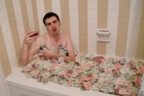 Tắm bồn với tiền, đồ ăn có 1-0-2 trên thế giới