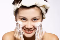 11 sai lầm nguy hiểm khi dùng sữa rửa mặt