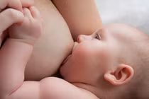 8 việc cần làm 24h sau sinh