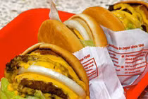 Những thực phẩm khiến bạn béo nhanh