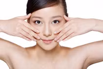 9 cách tự chữa khô da và mẩn đỏ mùa đông